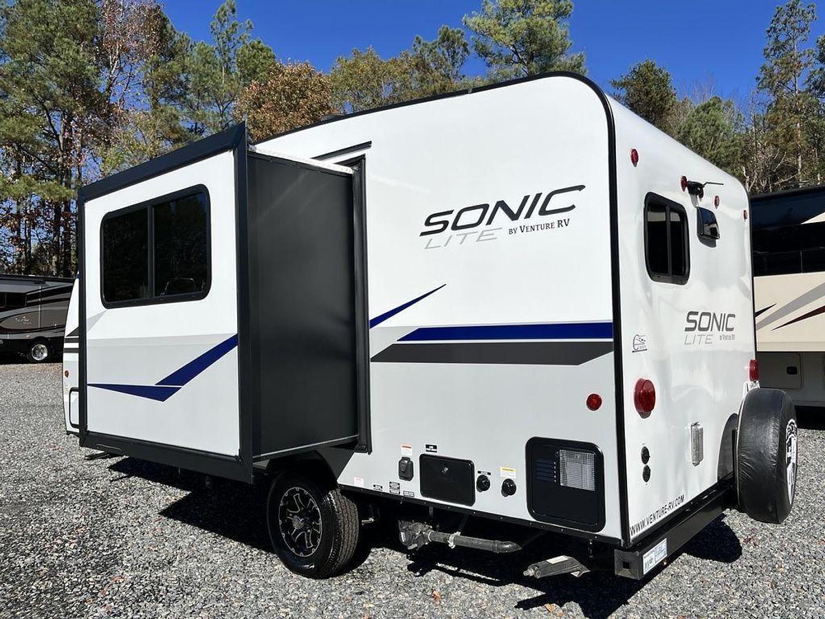 Used 2022 Venture RV M169VRK