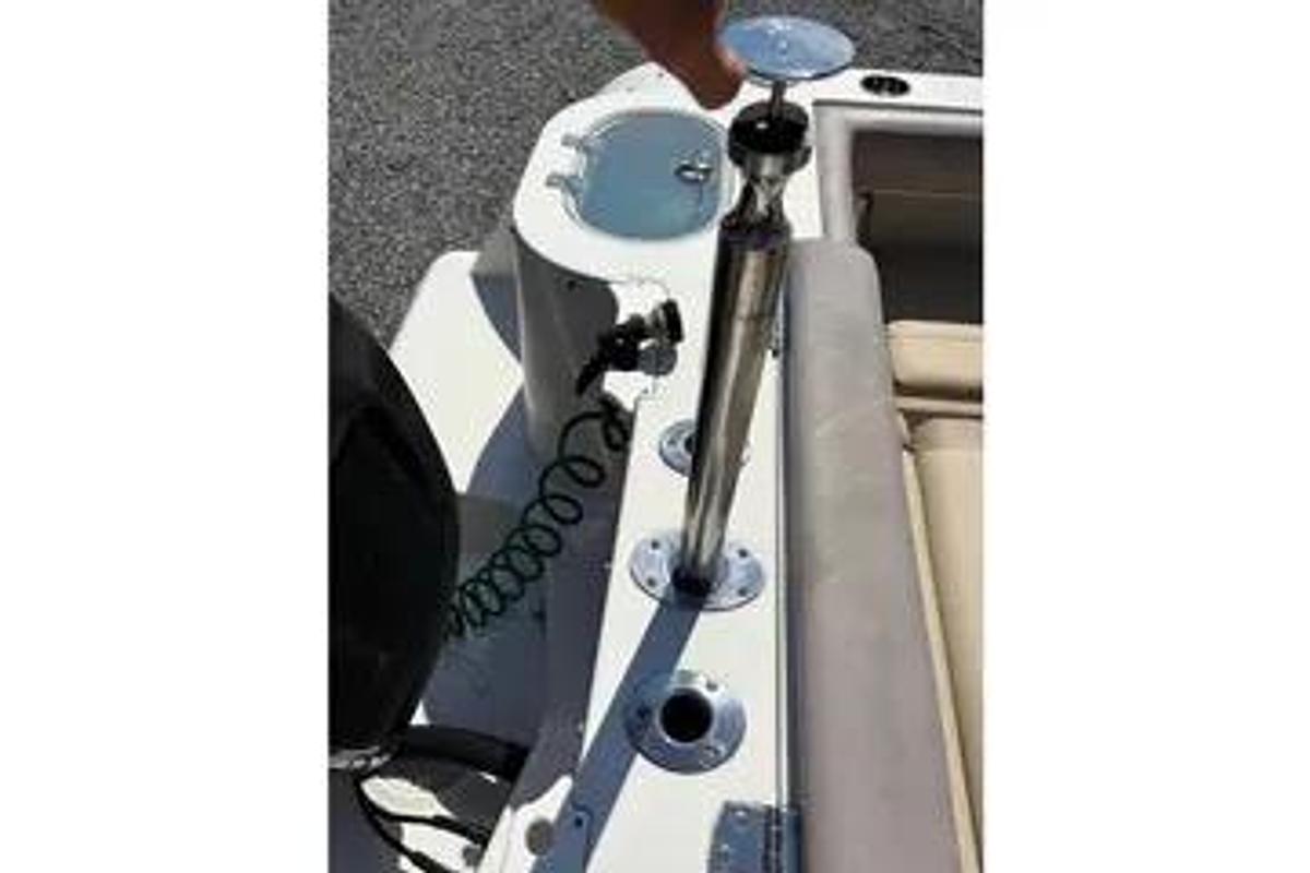 Used 2017 Sailfish 245