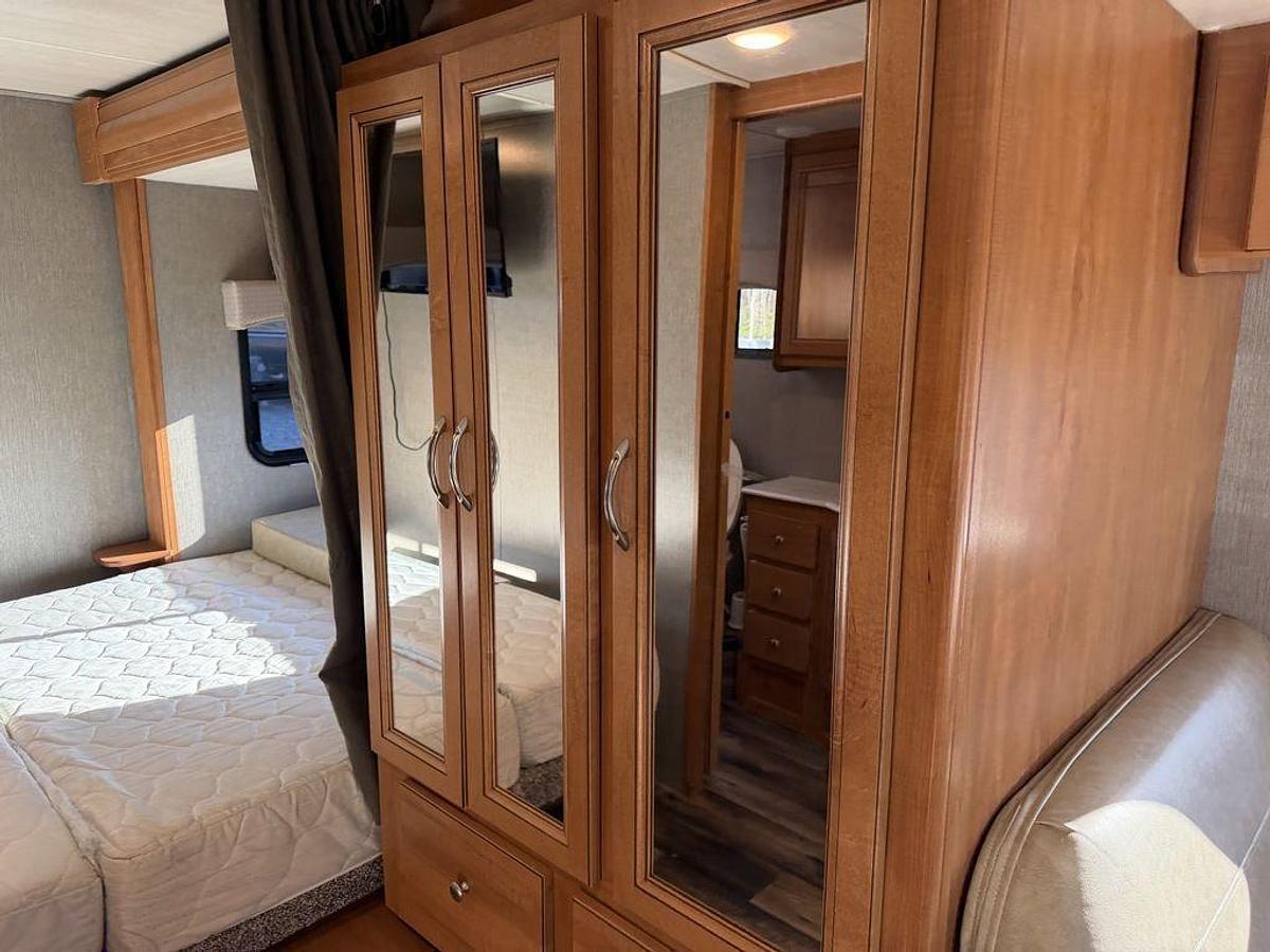 Used 2020 NeXus RV Viper 25V