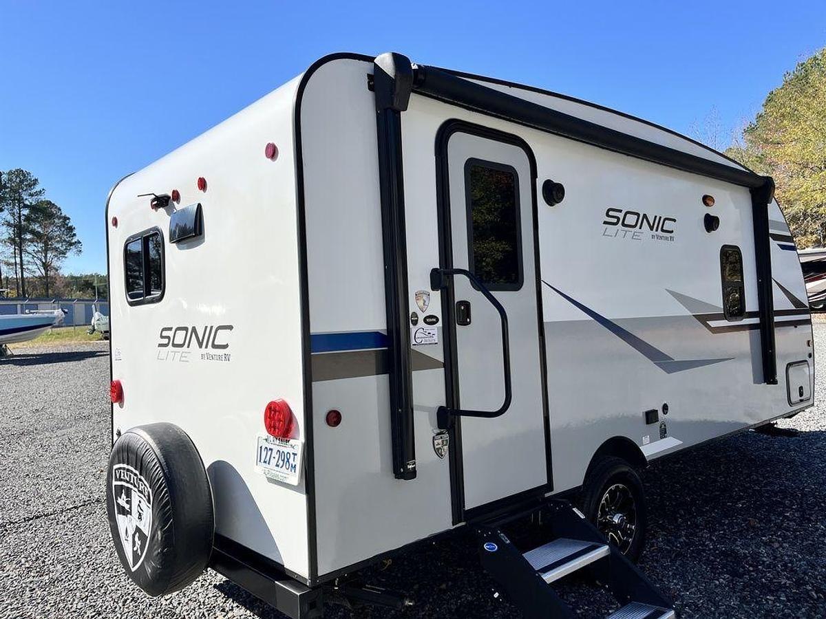 Used 2022 Venture RV M169VRK
