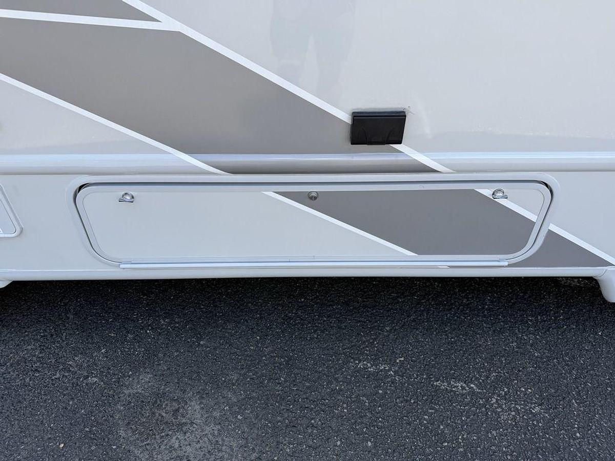Used 2025 Thor Geneva