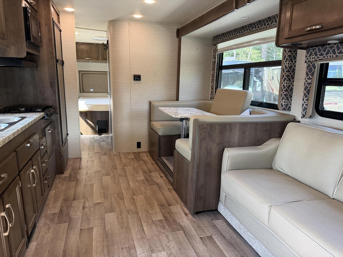 Used 2019 Jayco Greyhawk