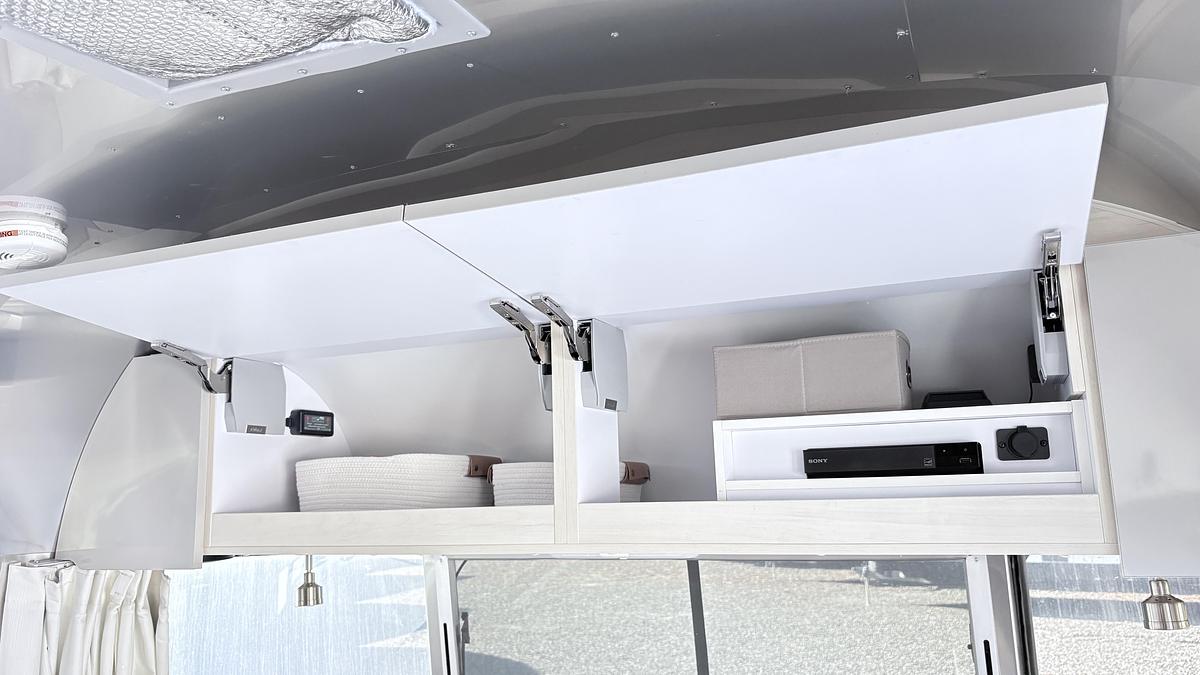 Used 2021 AIRSTREAM Flying Cloud 23CB
