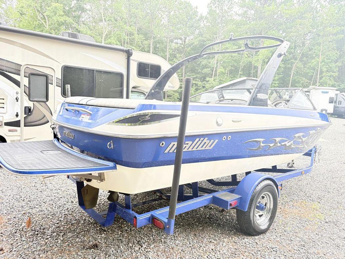 Used 2007 Malibu Boats Wakesetter VTX