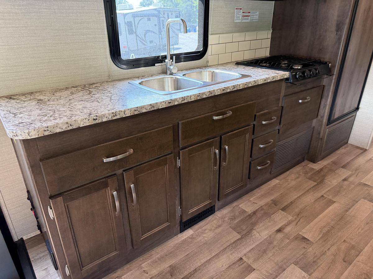 Used 2019 Jayco Greyhawk