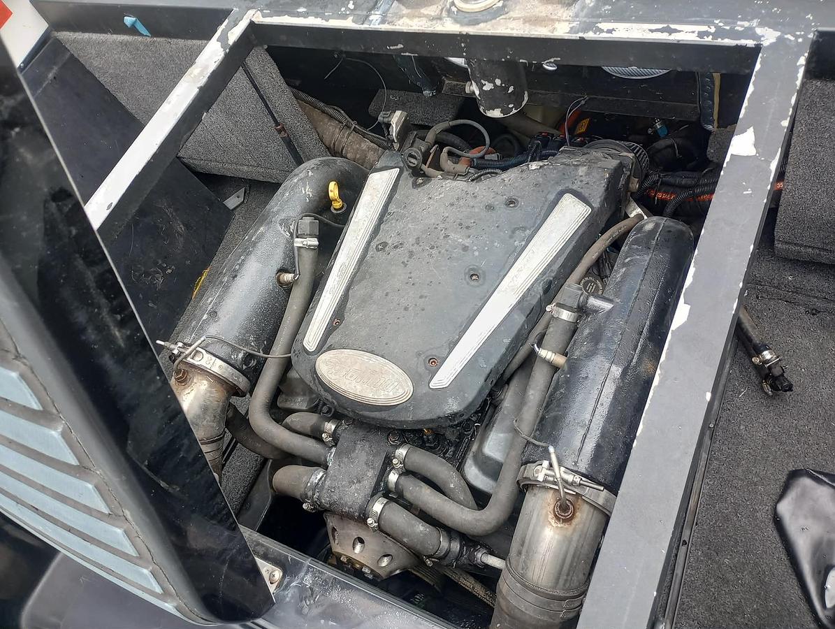 Used 2008 MALIBU Wakesetter 247