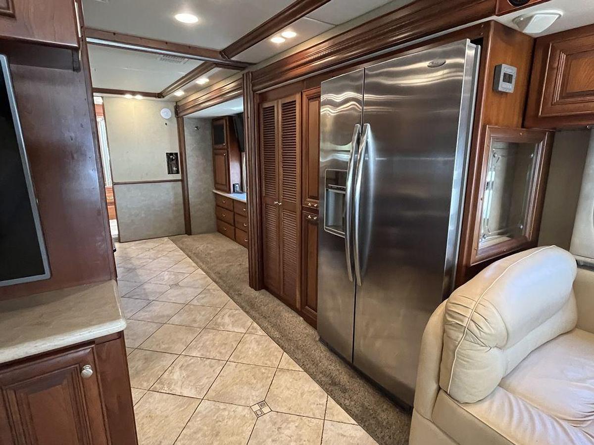 Used 2012 American Coach Revolution 42W