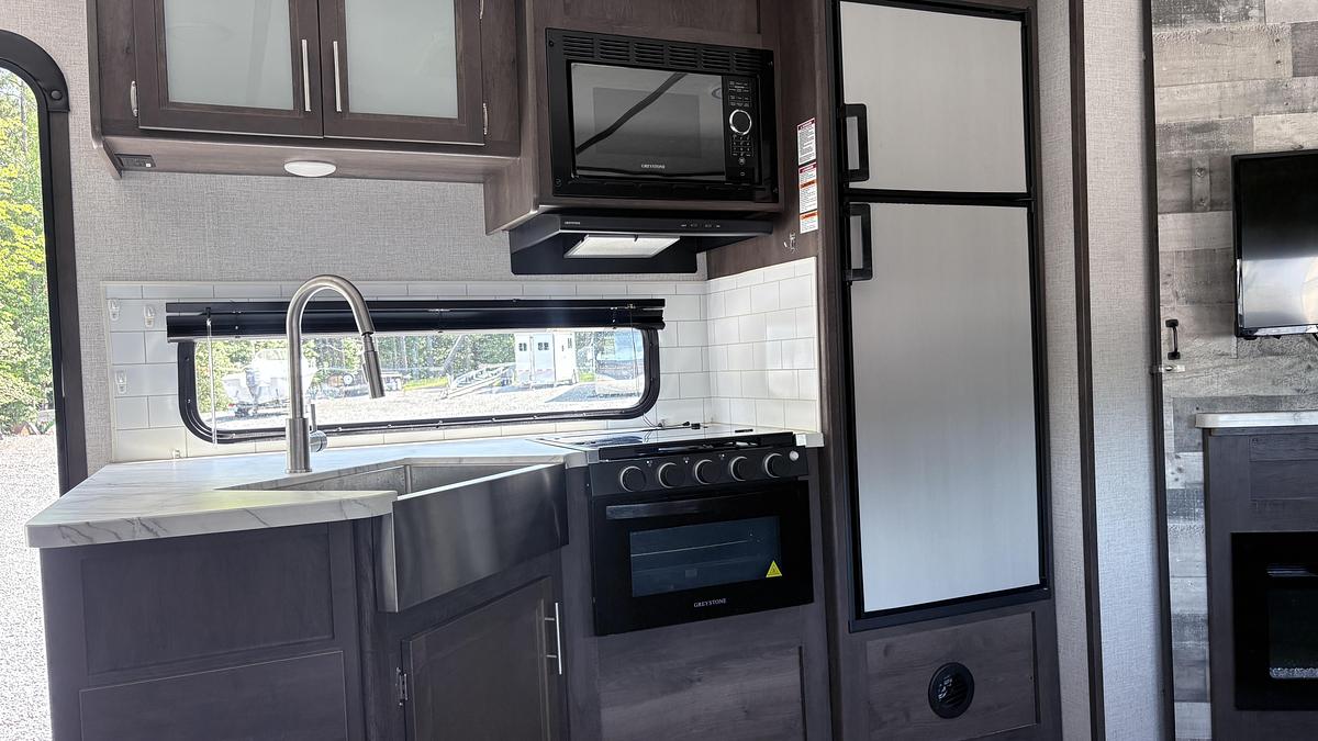 Used 2021 COLEMAN Coleman