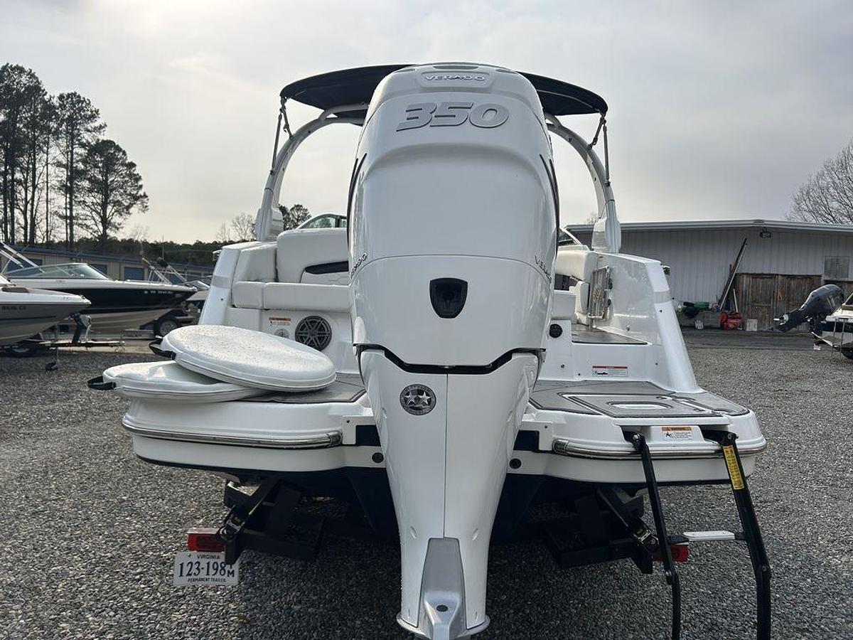 Used 2023 Four Winns HD8