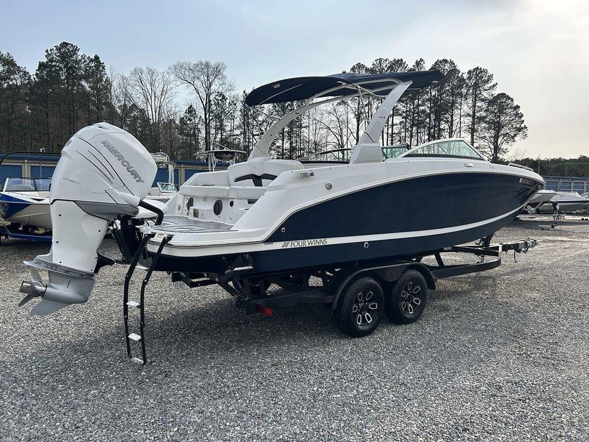Used 2023 Four Winns HD8