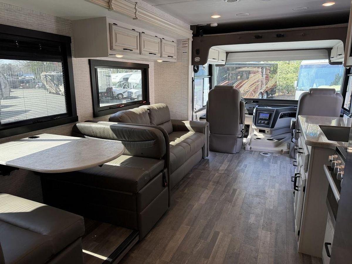 Used 2024 Jayco Precept 36A