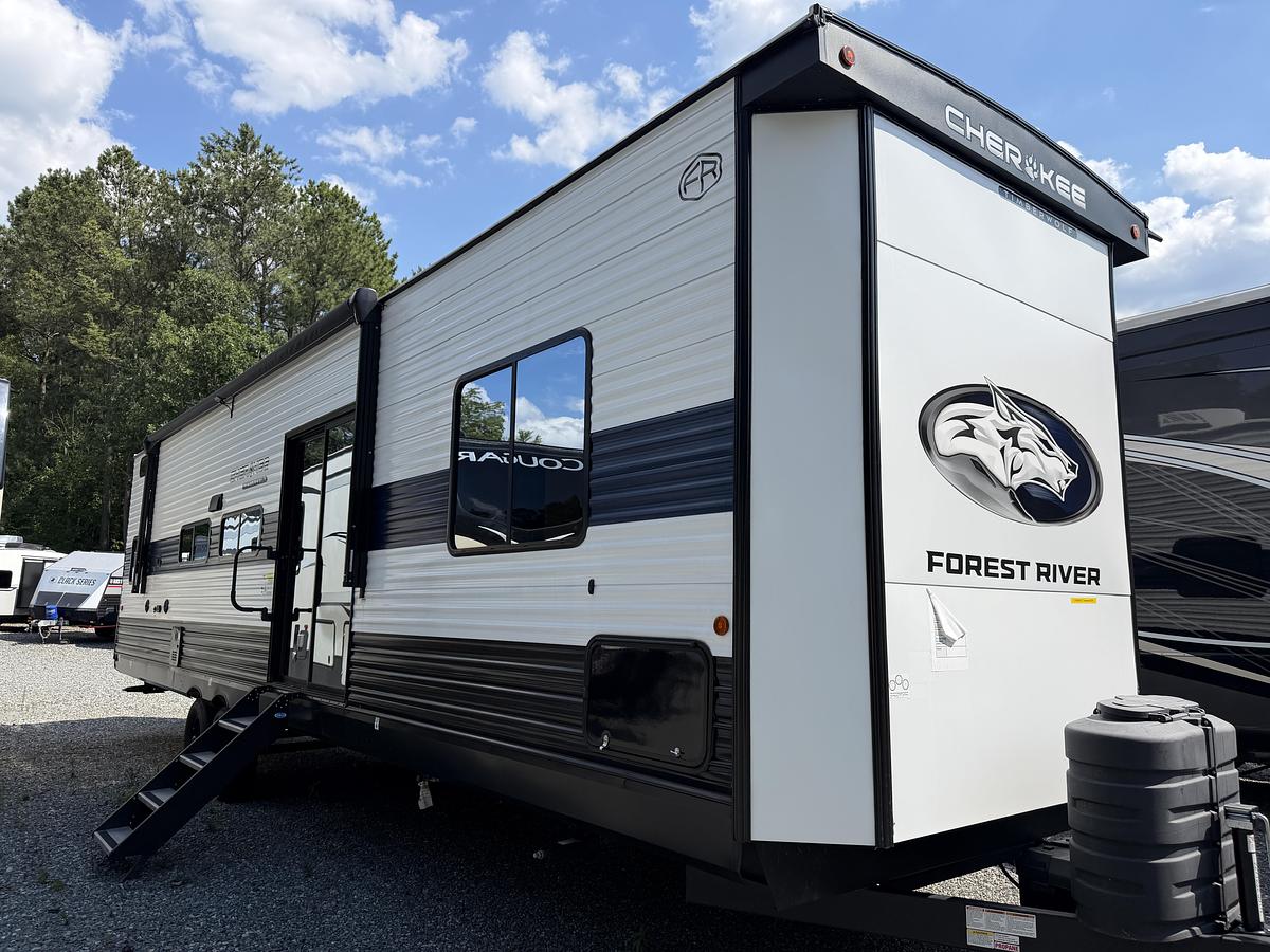 Used 2025 Forest River Cherokee Timberwolf M-39TN