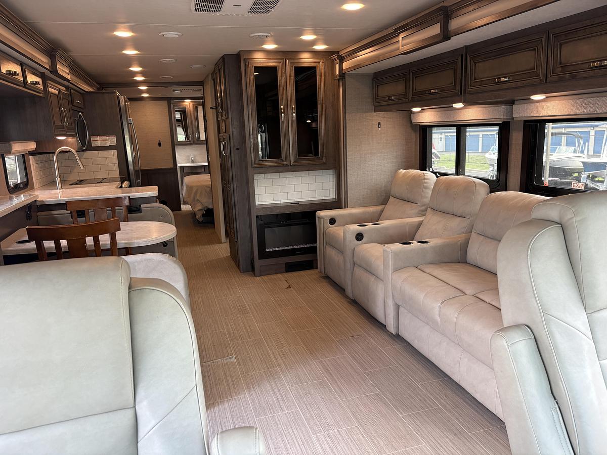 Used 2023 Entegra Vision XL  36C