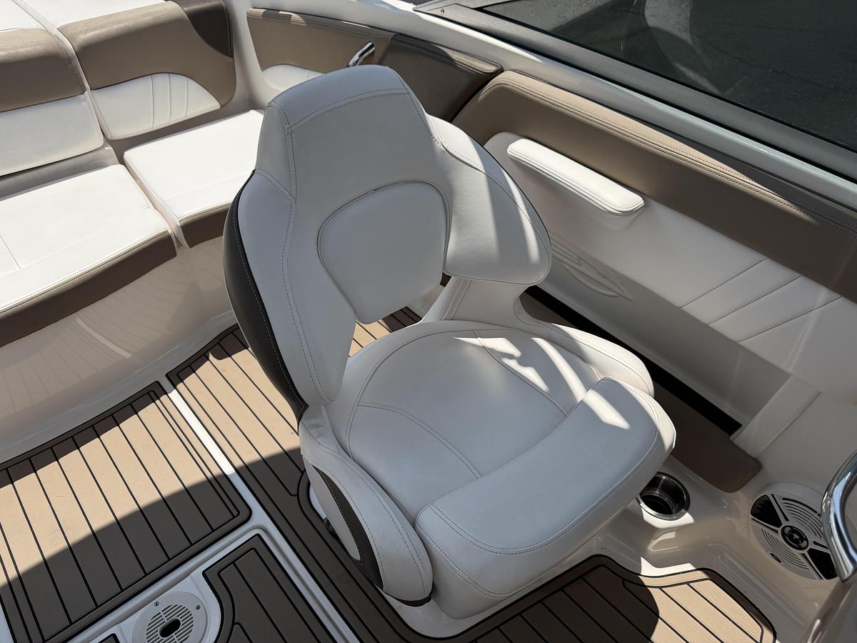 Used 2019 Chaparral H20 21