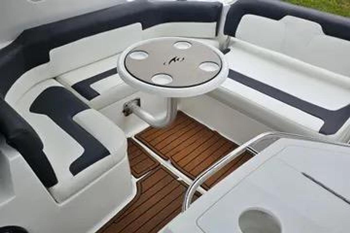 Used 2016 Monterey 295