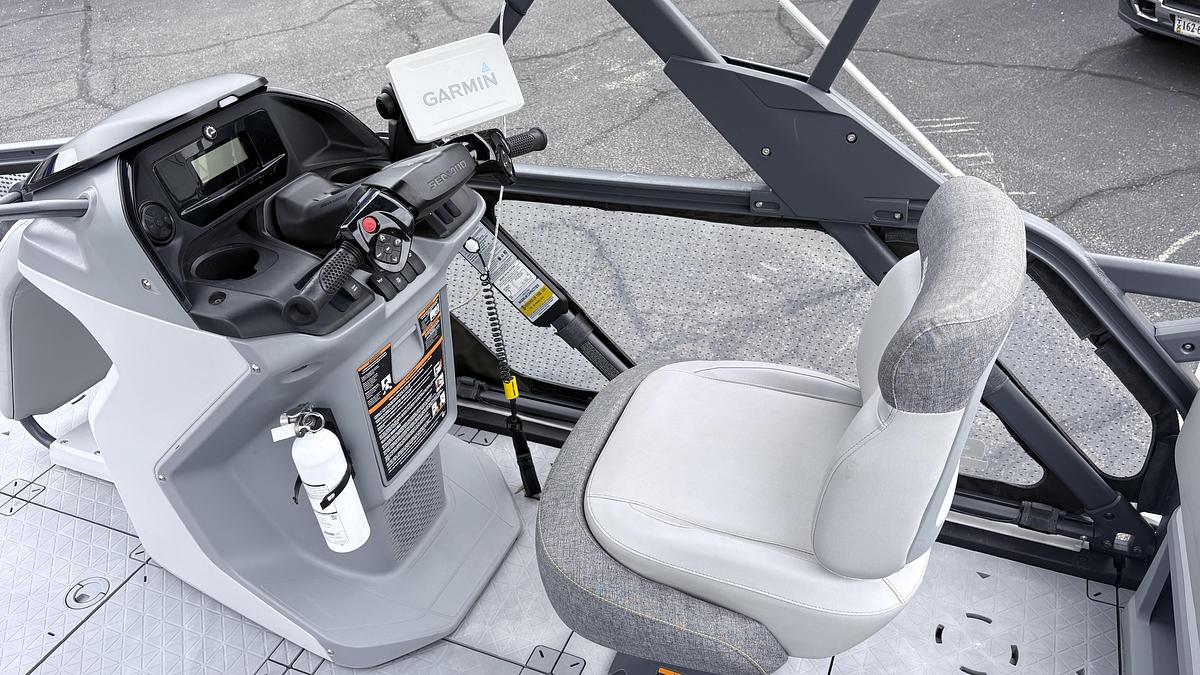 Used 2024 Sea Doo Switch Cruise 18