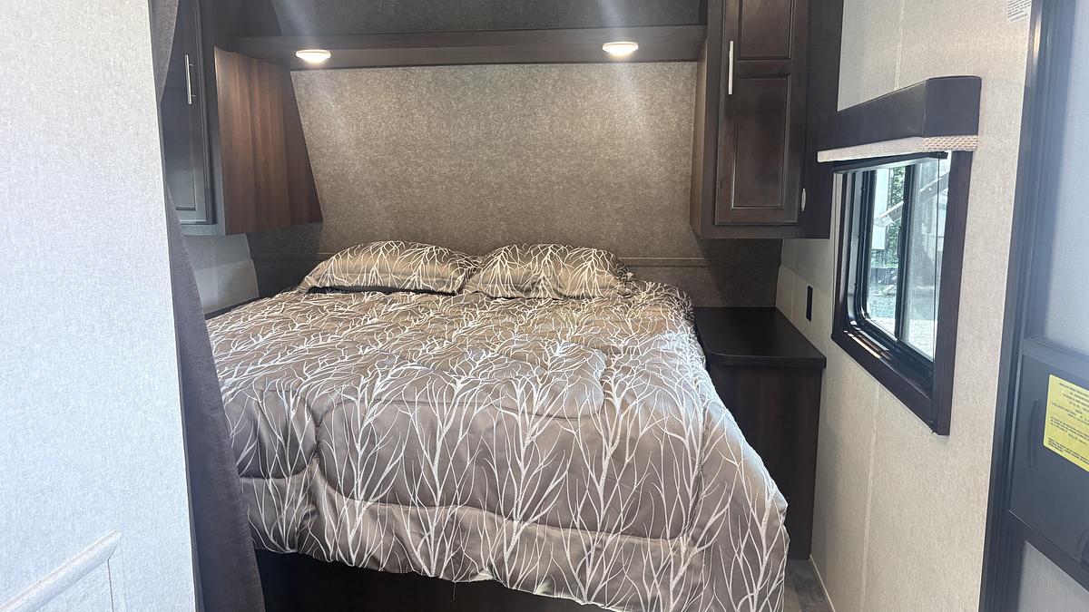 Used 2019 Jayco Jay Flight SLX M-212 QB