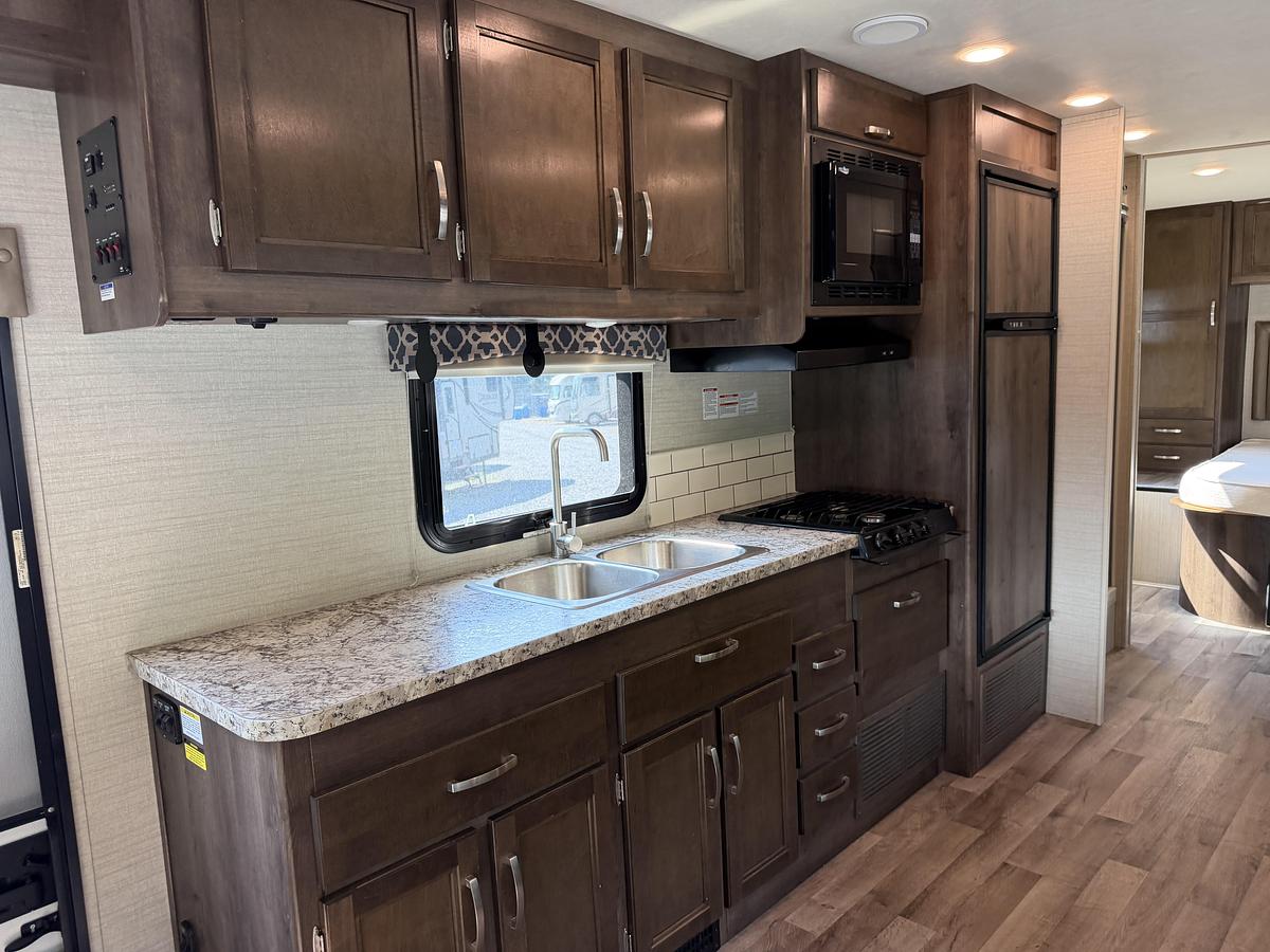 Used 2019 Jayco Greyhawk