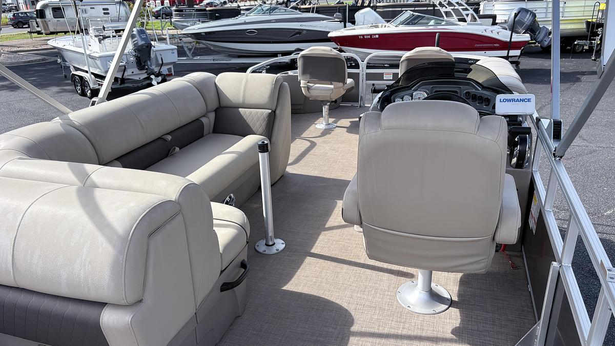 Used 2023 Suntracker Fishing Barge 20DL
