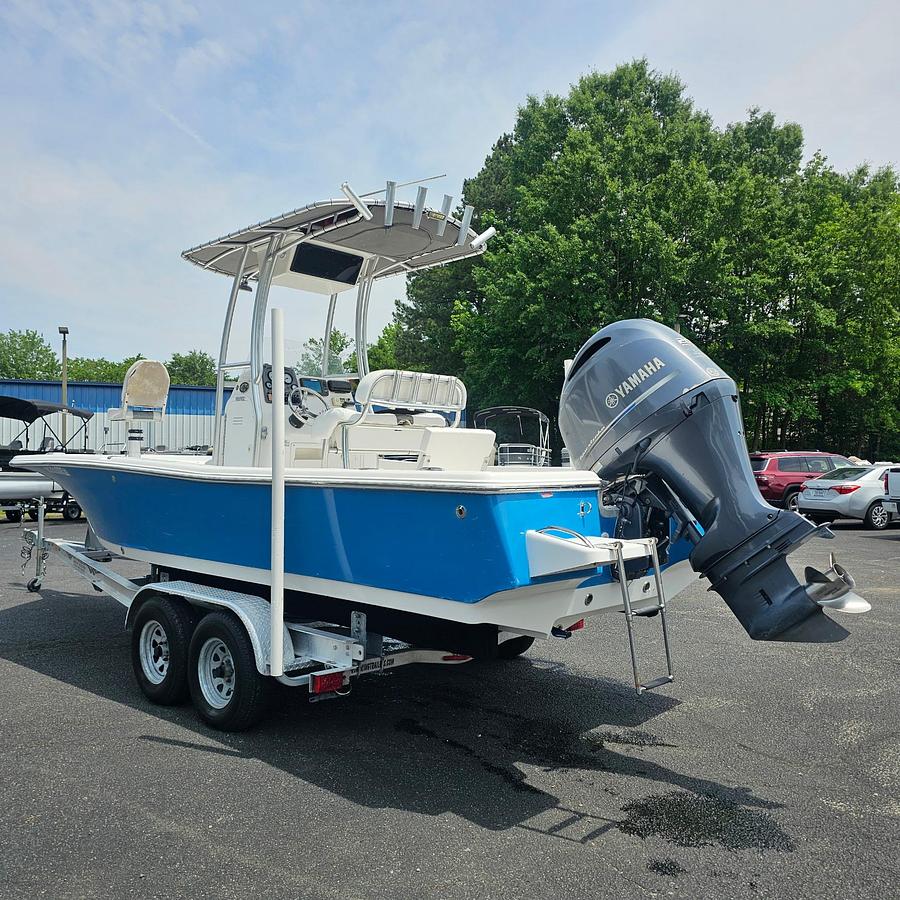 Used 2014 Tidewater 2200 Carolina Bay