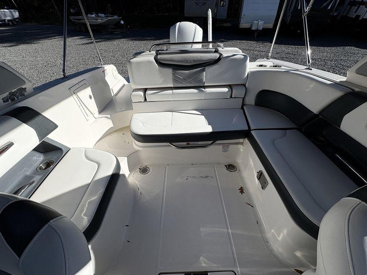 Used 2020 Chaparral 257 SSX
