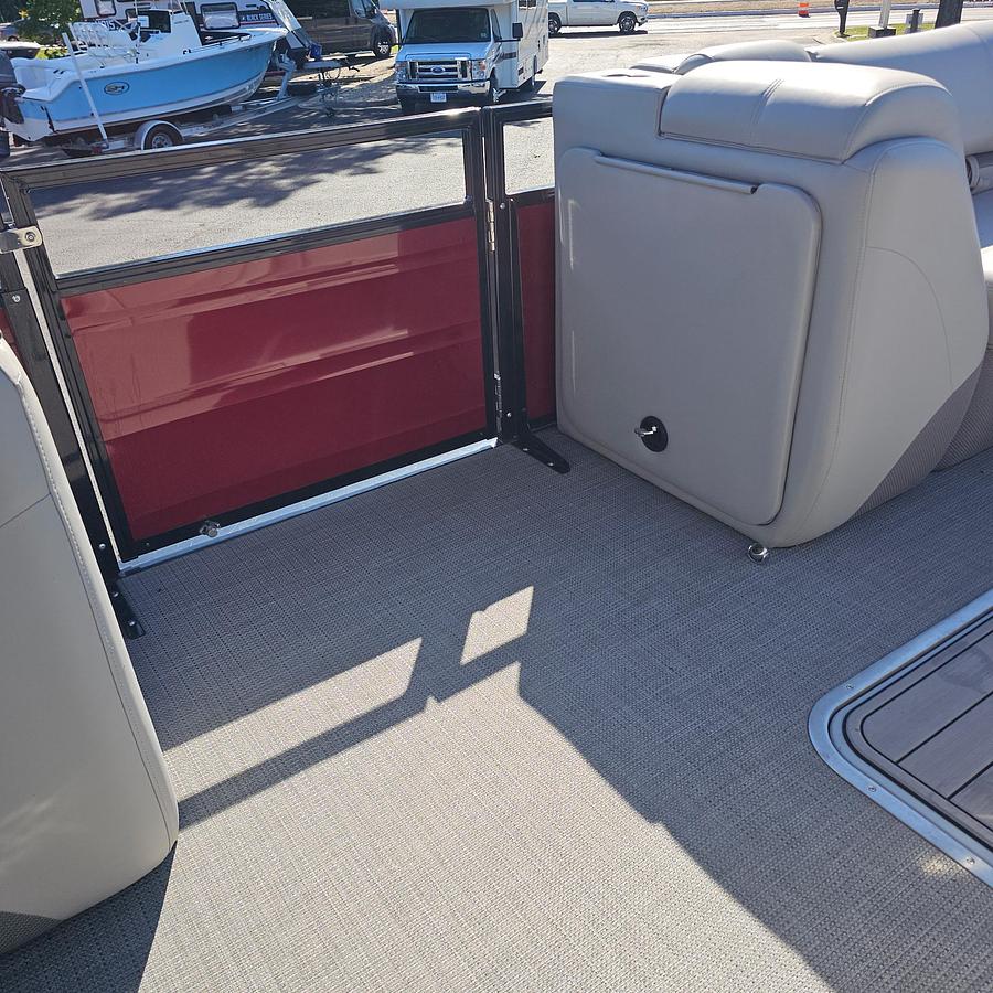 Used 2023 Regency 250 DL3