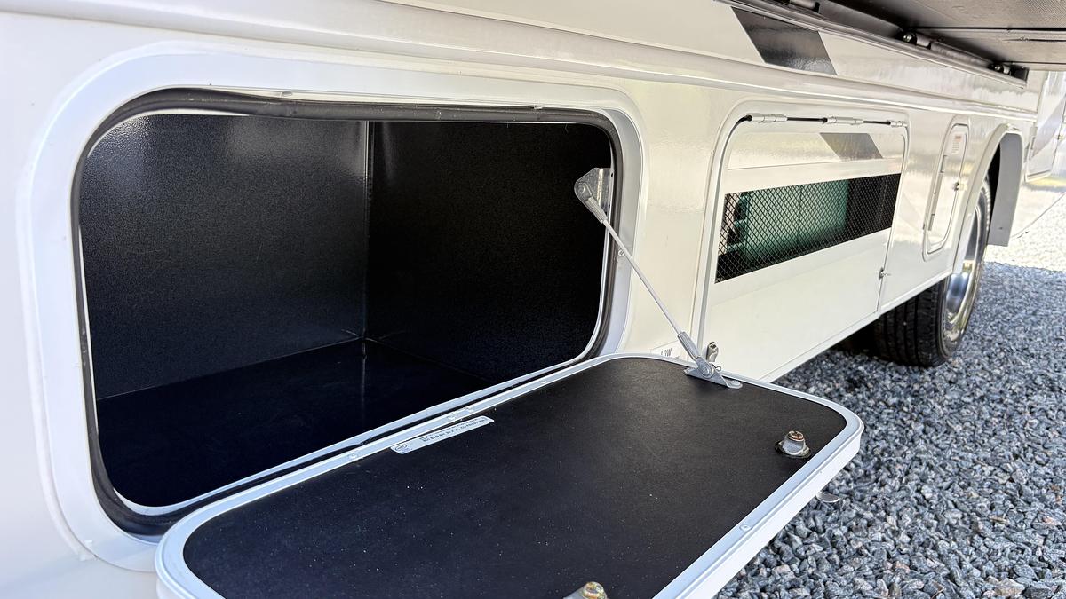 Used 2019 Entegra 24B