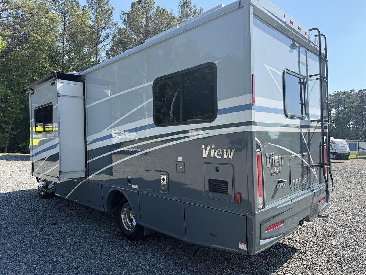 Used 2024 Winnebago View 24V