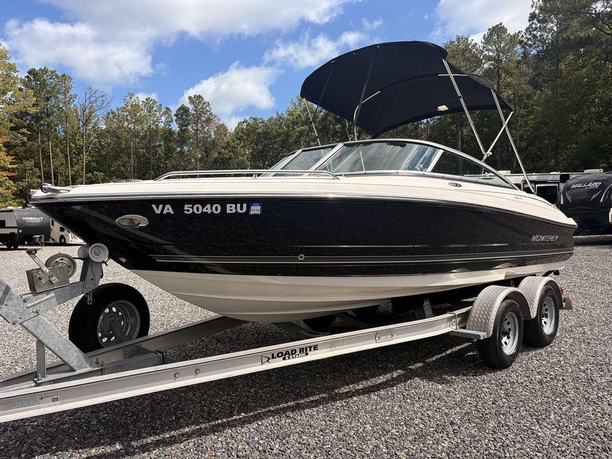 Used 2011 Monterey 204 FS