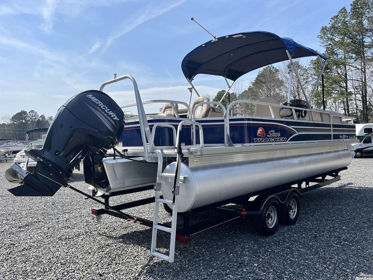 Used 2015 Sun Tracker Fishin Barge