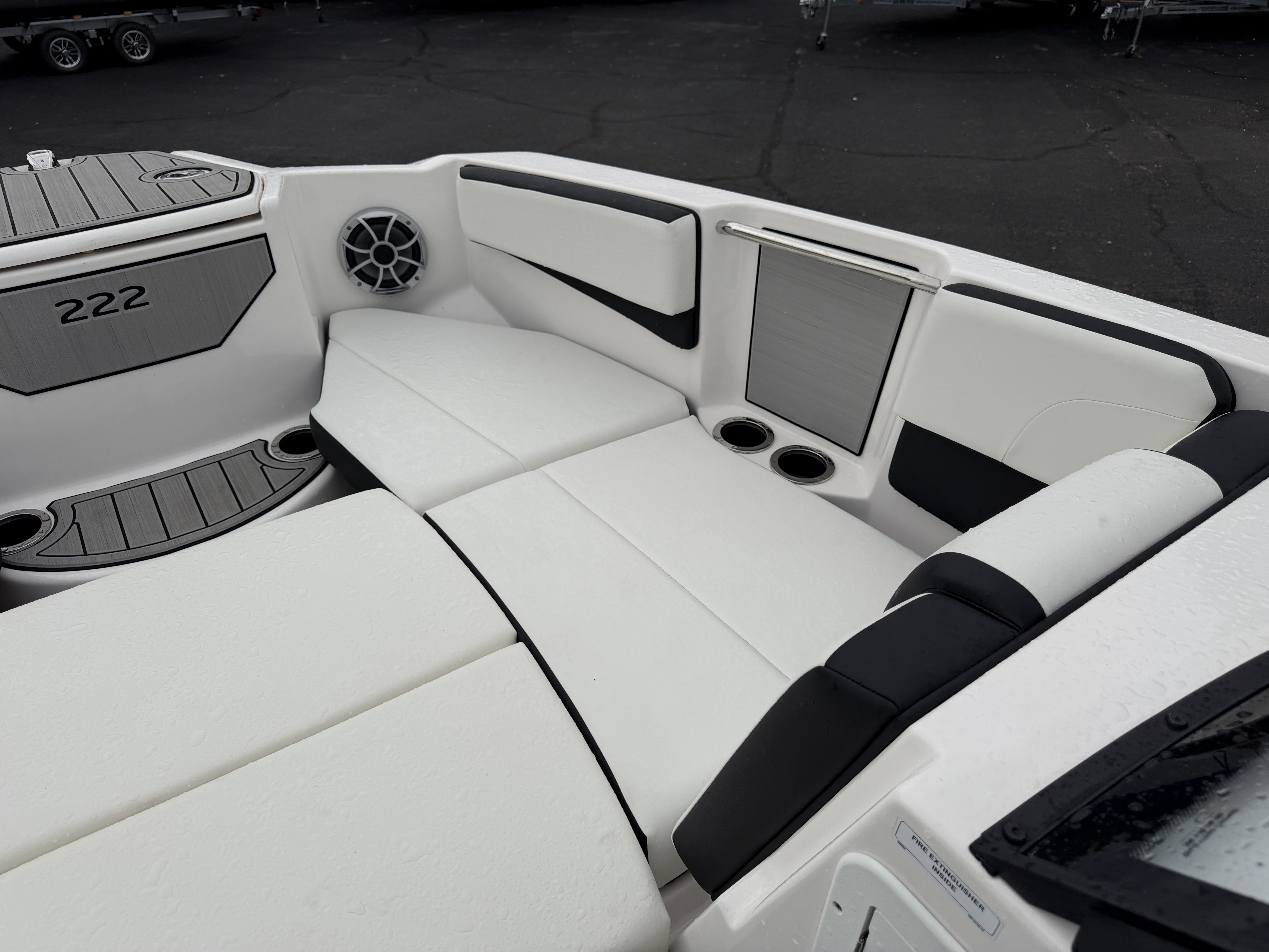 Used 2025 Yamaha Boats 222S