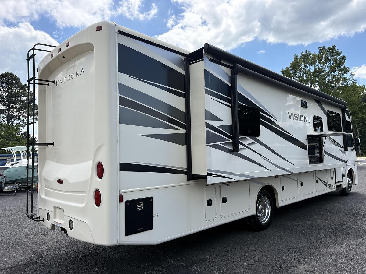 Used 2023 Entegra Vision XL  36C