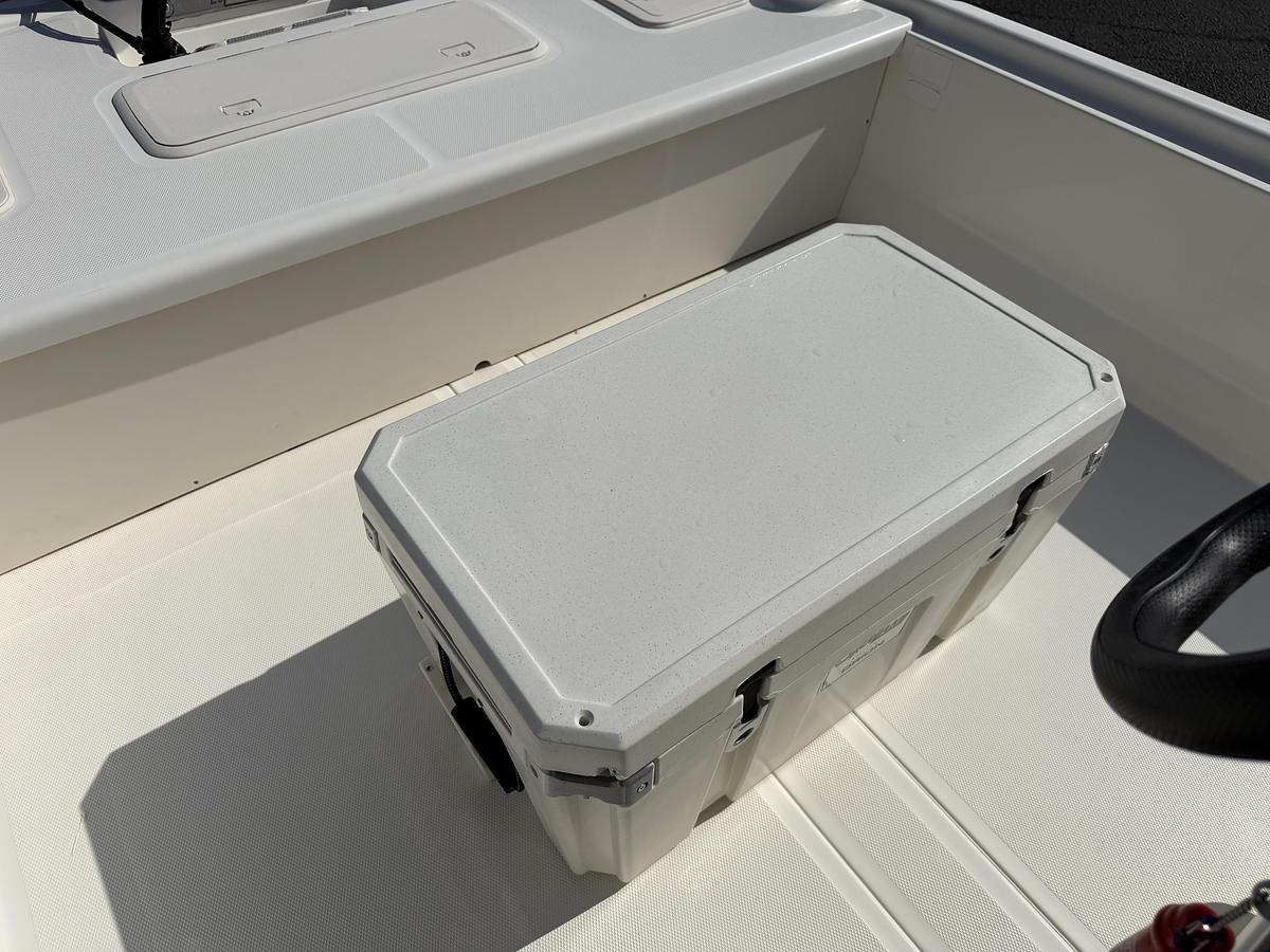 Used 2022 Mako Pro Skiff 19CC