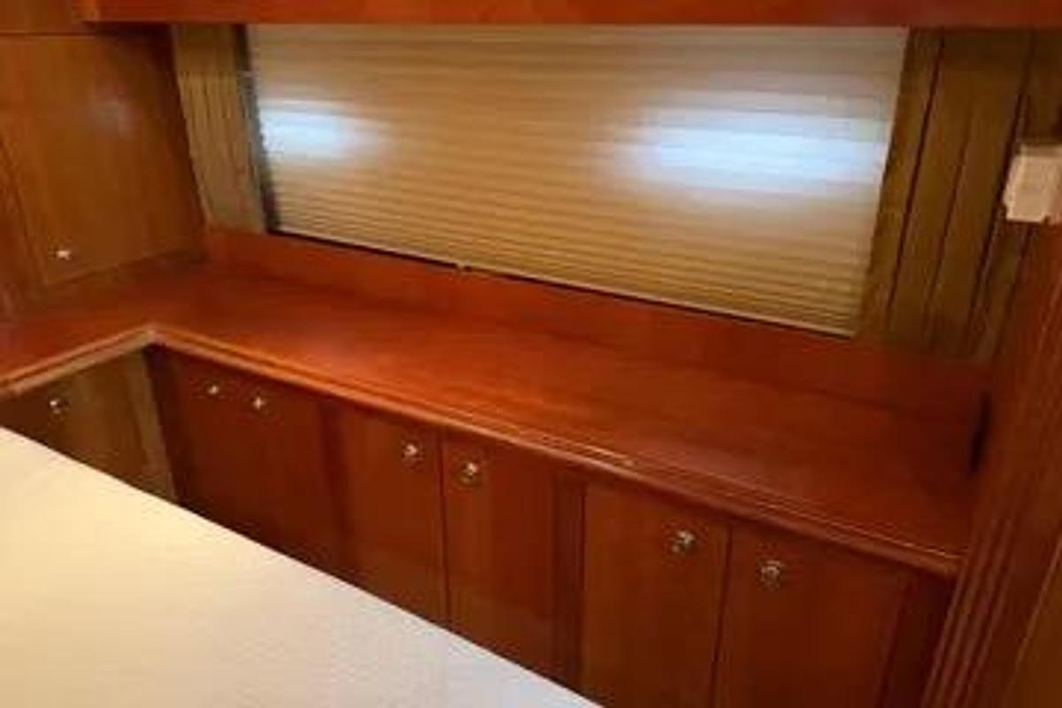 Used 2003 Cruisers Yachts  405 Express Motoryacht