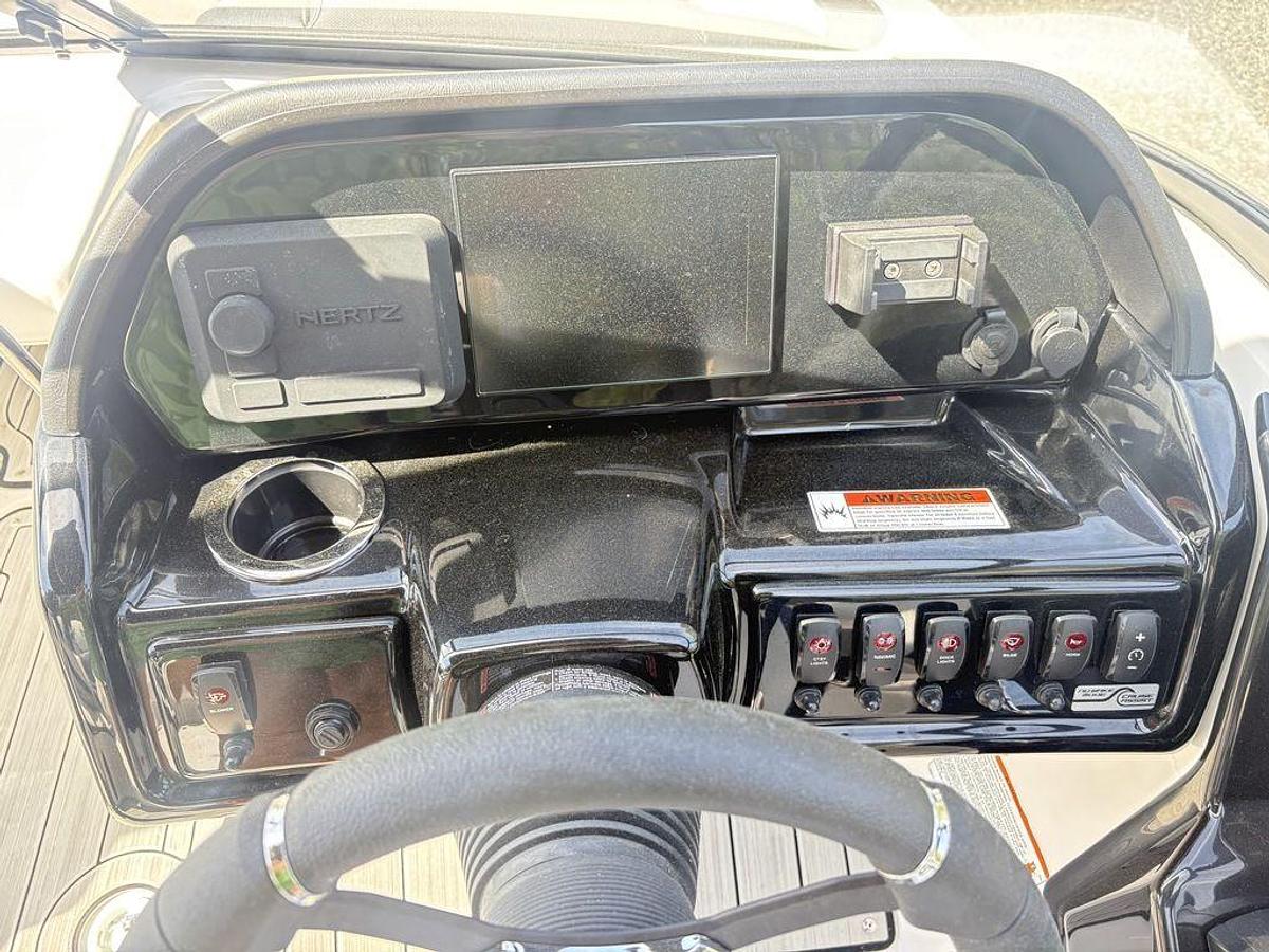 Used 2024 Yamaha 195S