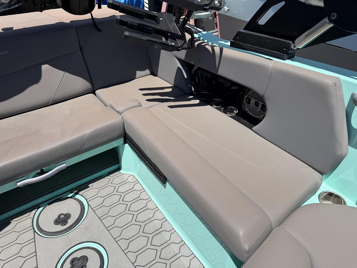 Used 2022 Mastercraft NXT 20