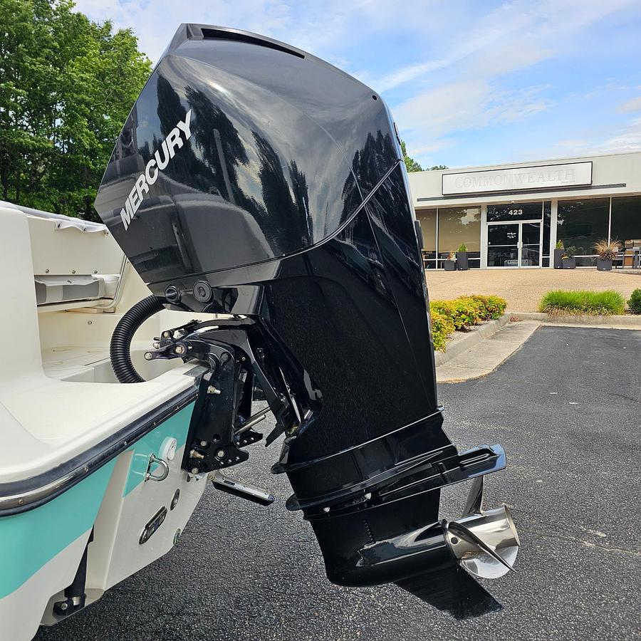 Used 2022 Mako Marine 214 CC