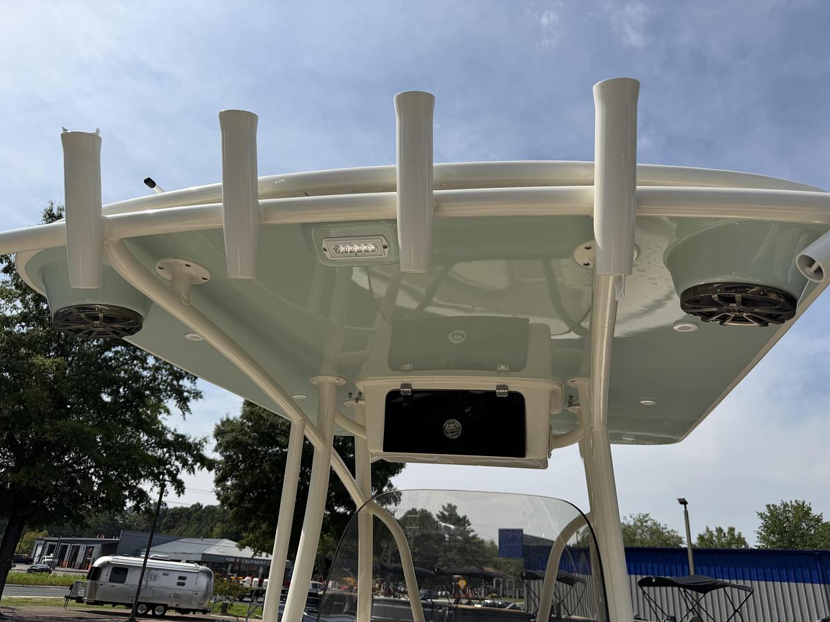 Used 2017 Grady White Fisherman 209