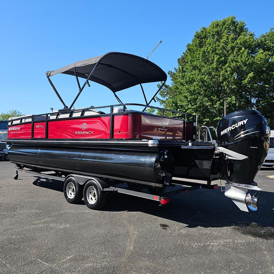 Used 2023 Regency 250 DL3