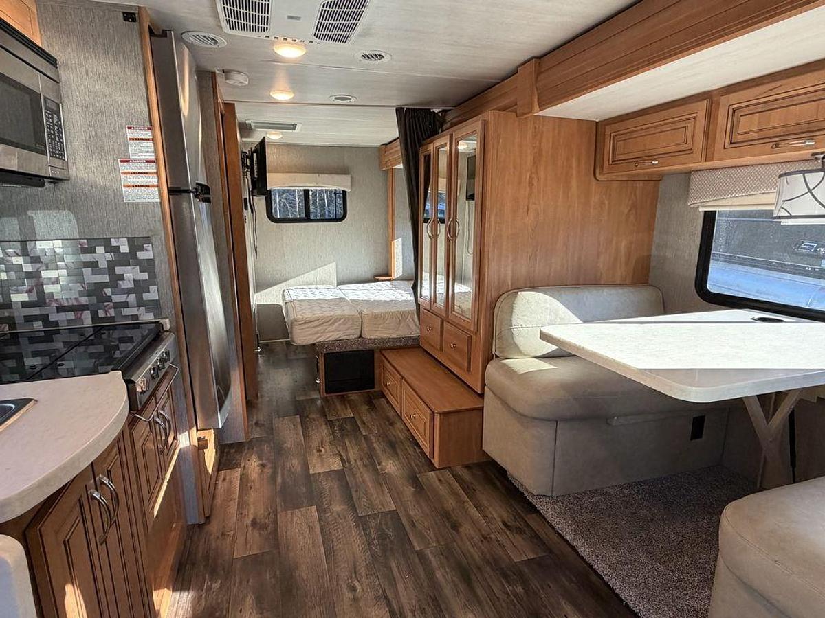 Used 2020 NeXus RV Viper 25V