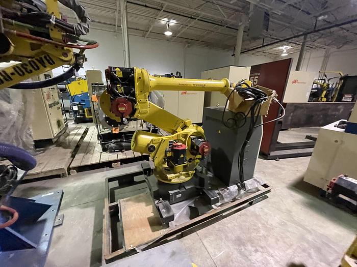 Used FANUC R2000IB/125L ROBOT WITH RJ3iC(R30iA) CONTROL, NEVER USED