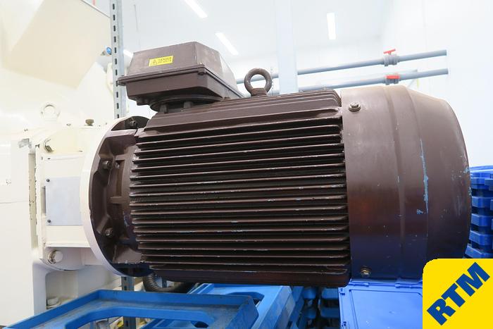 Used Universal Refiner Conche