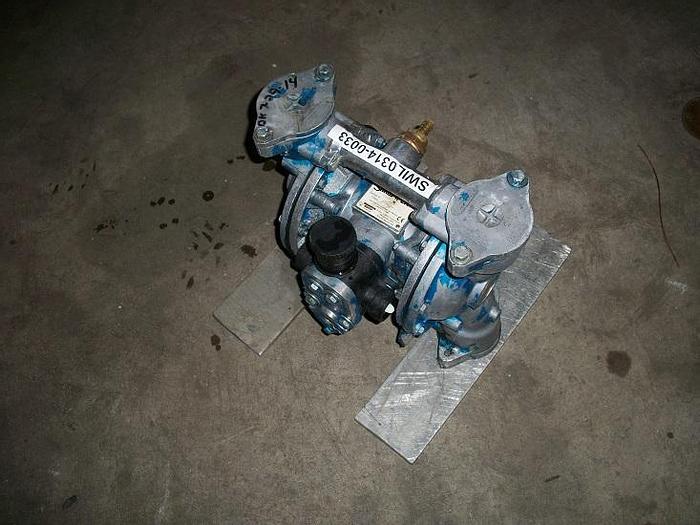 Used Used Warren Rupp Sandpiper diaphragm pump