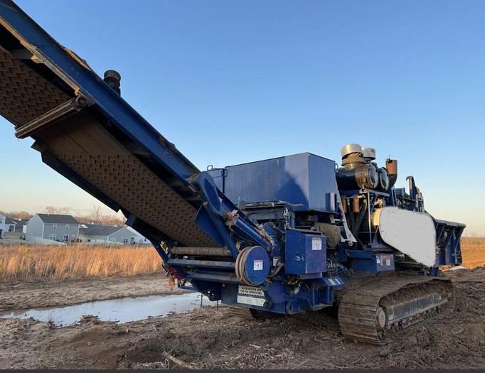 Used 2014 Peterson 4810B On Tracks