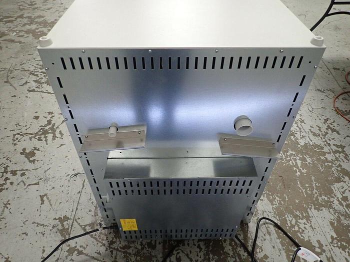 Used Thermo Electron VWR CO2 Air Jacketed Incubator Basic 10810-888