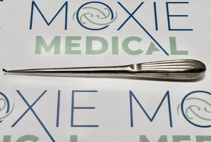 Used V Mueller NL6760-001 9" Size 3/0 Bruns Straight Curette Orthopedic