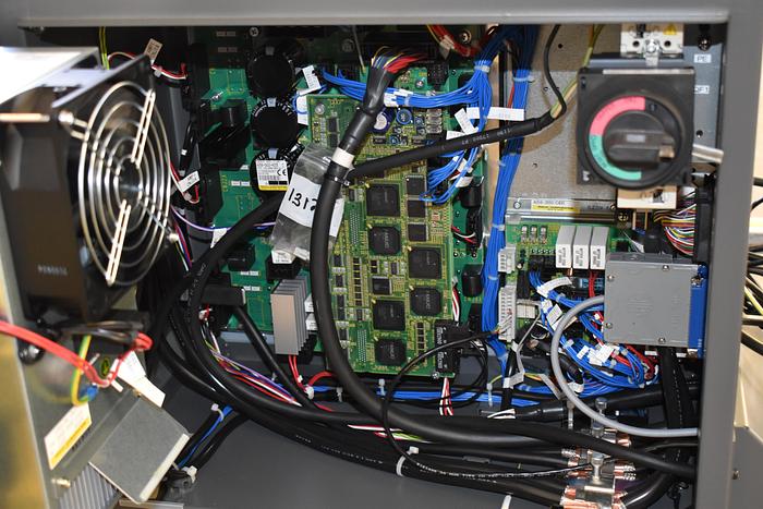 Refurbished Fanuc Lr Mate 200iD/4s Certified FANUC Training Cell with Vision - 2015