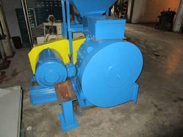 Used SCHUTZ O’NEILL AIR SWEPT PULVERIZER – 75 HP (#9552)