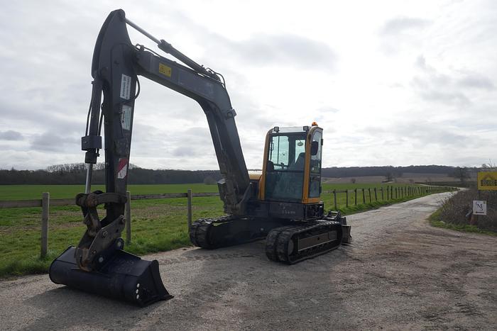 Used 2012 VOLVO ECR88