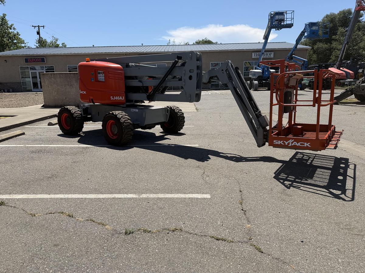 Used 2016 Skyjack SJ46AJ